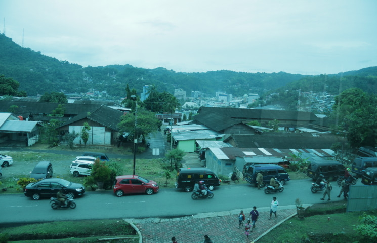 Plt RSUD Jayapura Bertekad Hilangkan Kesan Rumah Sakit Kumuh